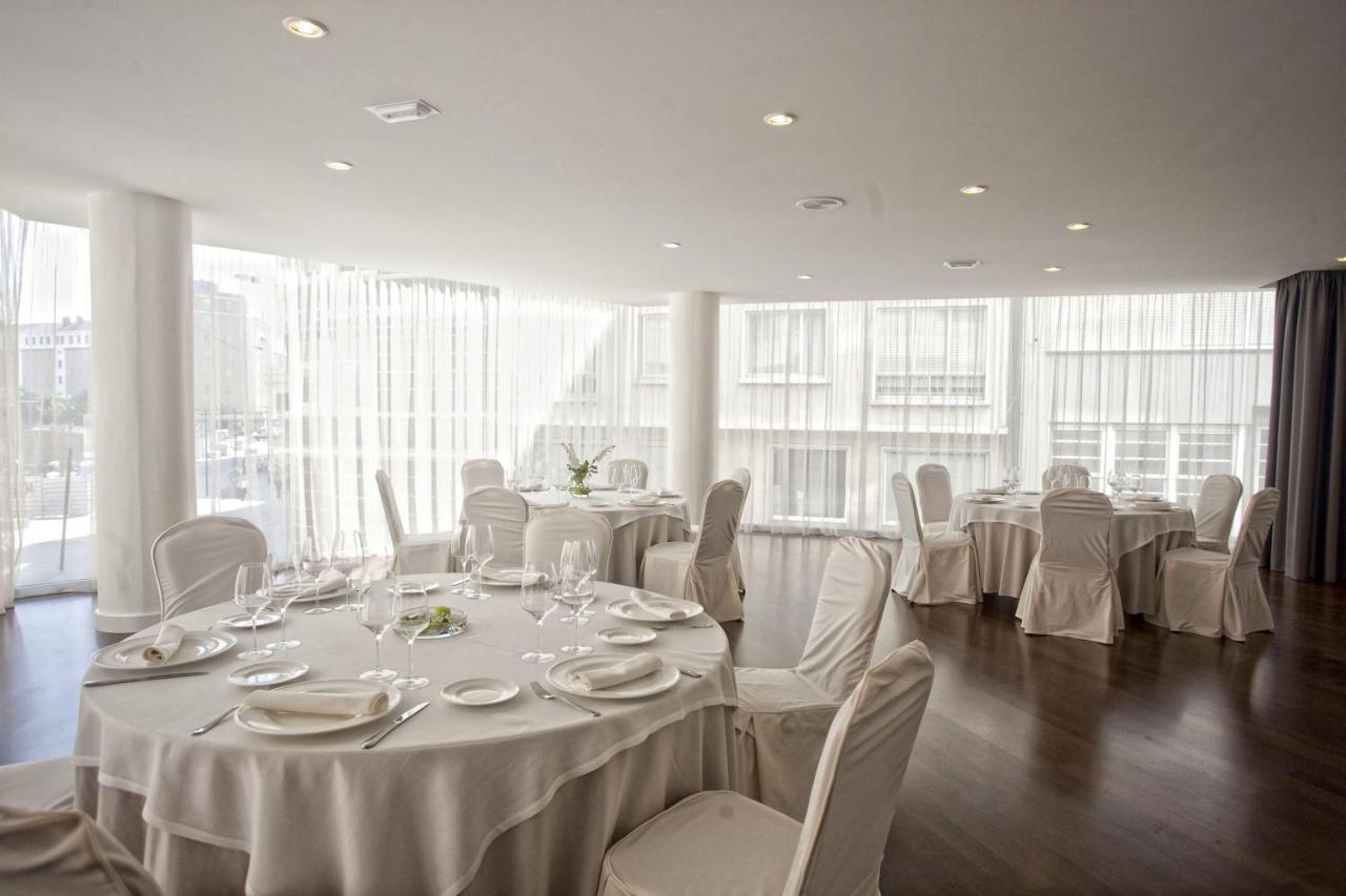 Hotel Almirante Φερόλ Επιχειρήσεις φωτογραφία